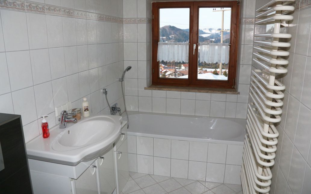 Badezimmer Badewanne